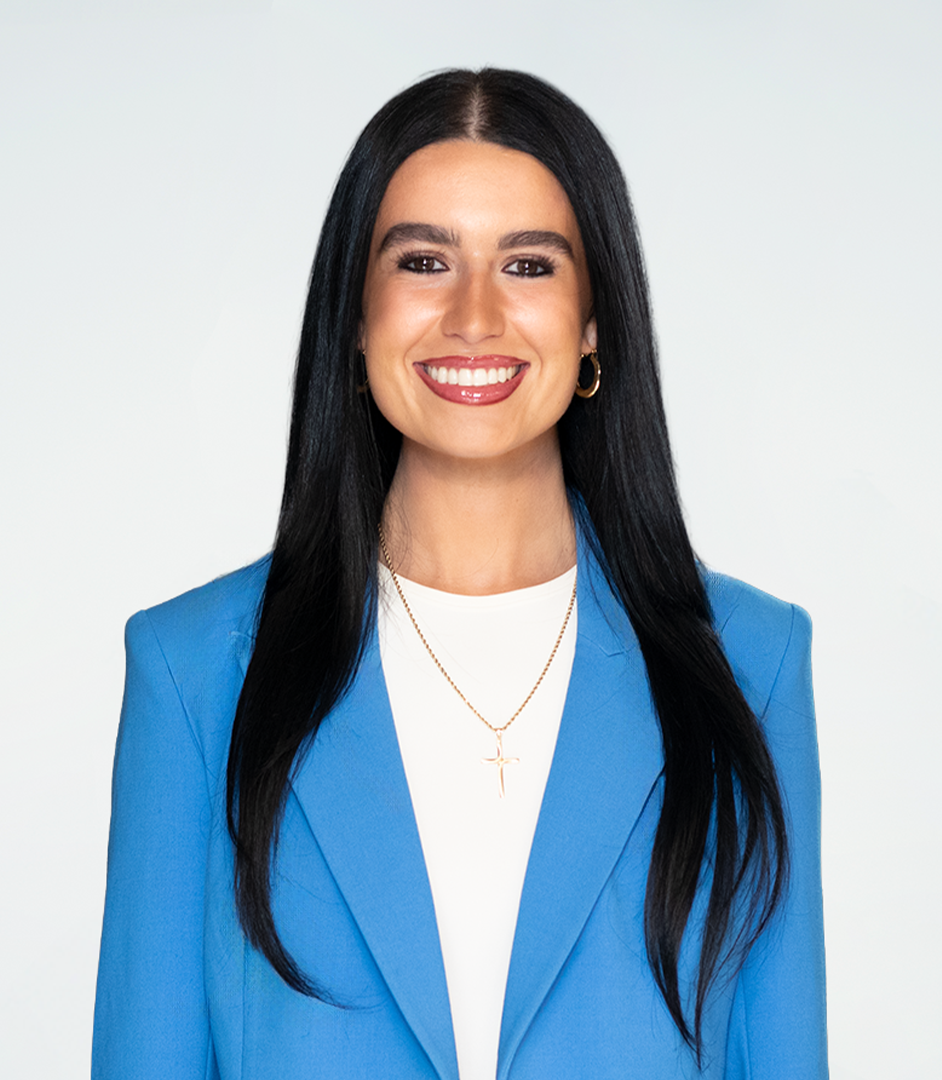Riley White | Junior Accountant